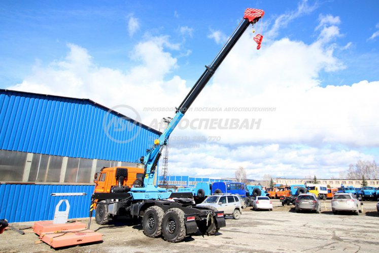 Тягач КамАЗ 43118-3027-50 с КМУ ИМ-240А (тросовый) 4