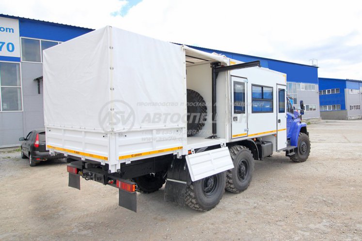 Вахтовый автобус с грузовой платформой Урал NEXT 4320-6952-72, 12 мест 3