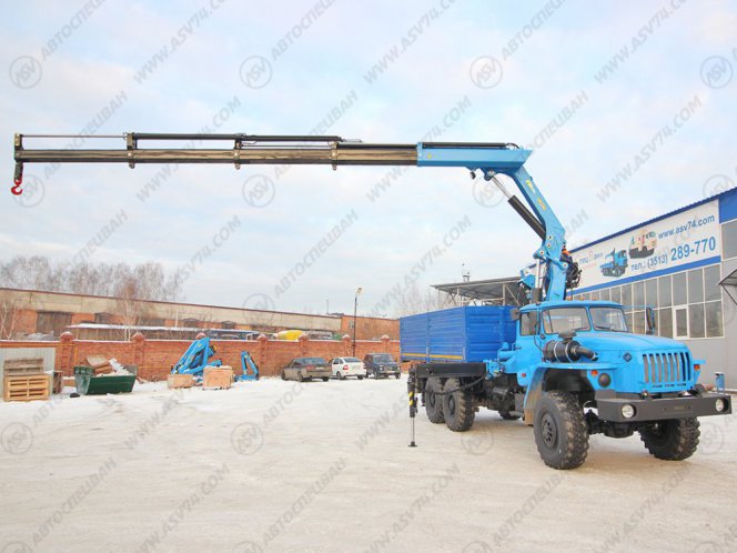 Бортовой автомобиль Урал 4320 (капотный) с КМУ ИМ-240-04 1