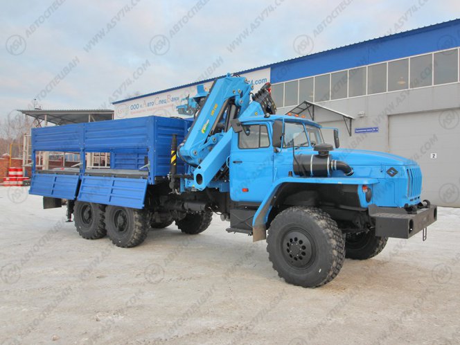 Бортовой автомобиль Урал 4320 (капотный) с КМУ ИМ-240-04 4