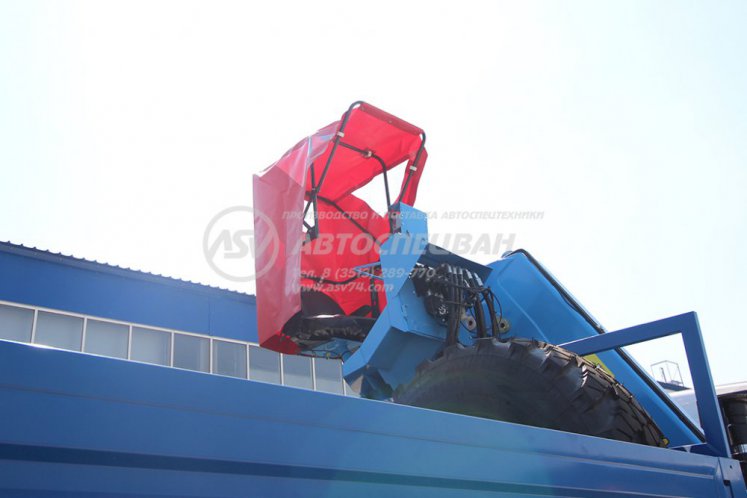 Бортовой КАМАЗ 43118-3027-50 с КМУ ИМ-180-05 6