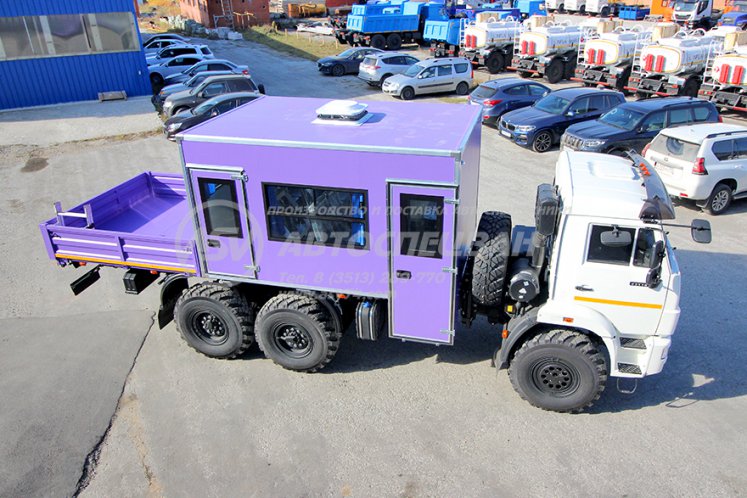 Вахтовый автобус с бортовой платформой КАМАЗ 43118-3027-50, 12 мест 4