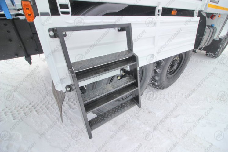 Агрегат для ремонта и обслуживания качалок АРОК КамАЗ 43118-3027-50 с КМУ ИМ-150 11