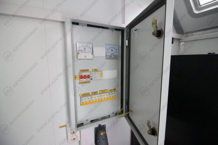 Агрегат для ремонта и обслуживания качалок АРОК КамАЗ 43118-3027-50 с КМУ ИМ-150 15