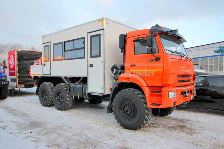 Вахтовый автобус с бортовой платформой и КМУ Palfinger 8500 КАМАЗ 43118-3027-50, 16 мест 0