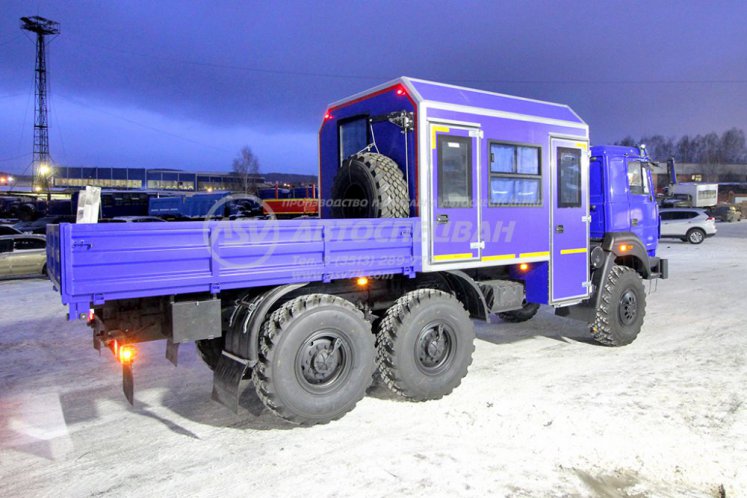 Вахтовый автобус Урал 4320-4152-81Е5, 8 мест с бортовой платформой 5