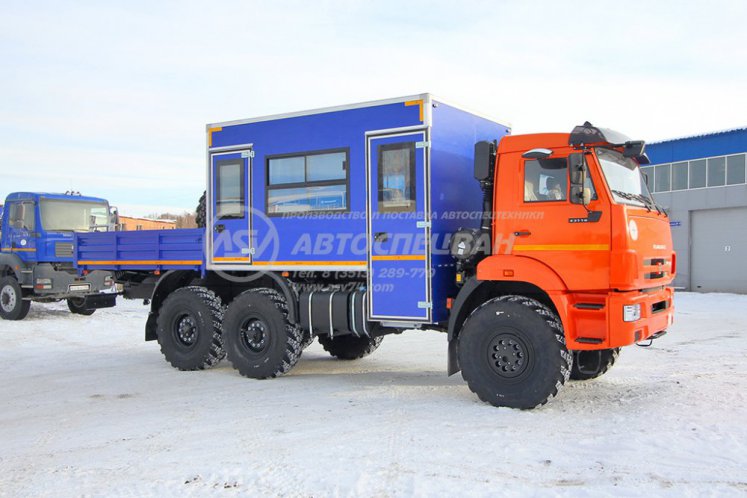 Вахтовый автобус с бортовой платформой КАМАЗ 43118-3027-50, 12 мест 2