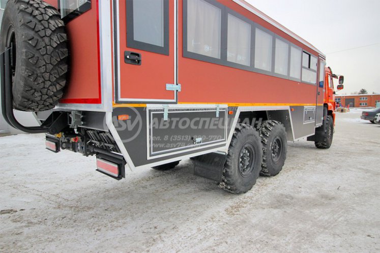 Вахтовый автобус КАМАЗ 43118-3086-50, 32 места 11