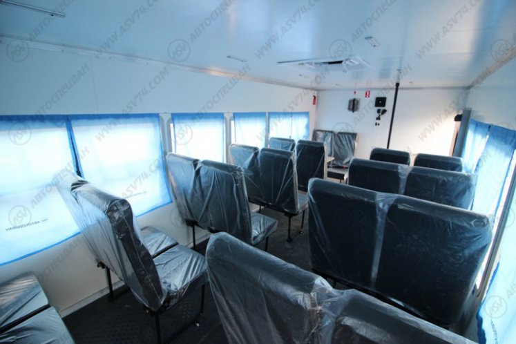 Вахтовый автобус КАМАЗ 43118-3027-50, 20 мест 9