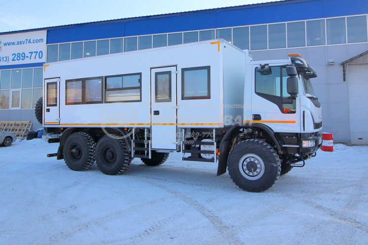 Вахтовый автобус Iveco EuroCargo MLC210E28W, 26 мест 0