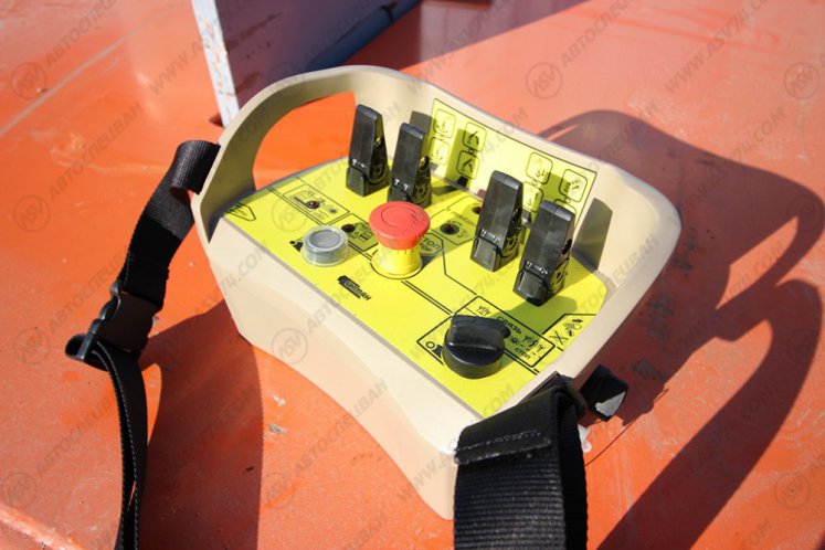 Бортовой КАМАЗ 43118-3086-50 с КМУ ИМ-240А (тросовый) 4