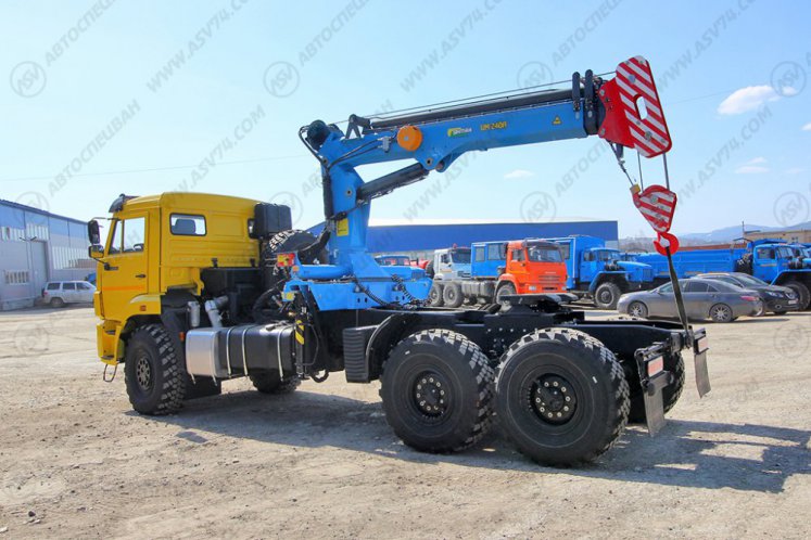 Тягач КамАЗ 43118-3086-50 с КМУ ИМ-240А (тросовый) 3