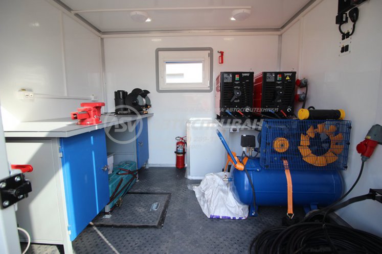 Агрегат для ремонта и обслуживания качалок АРОК УРАЛ NEXT 4320-6952-72(Е5) с КМУ ИМ-95 5