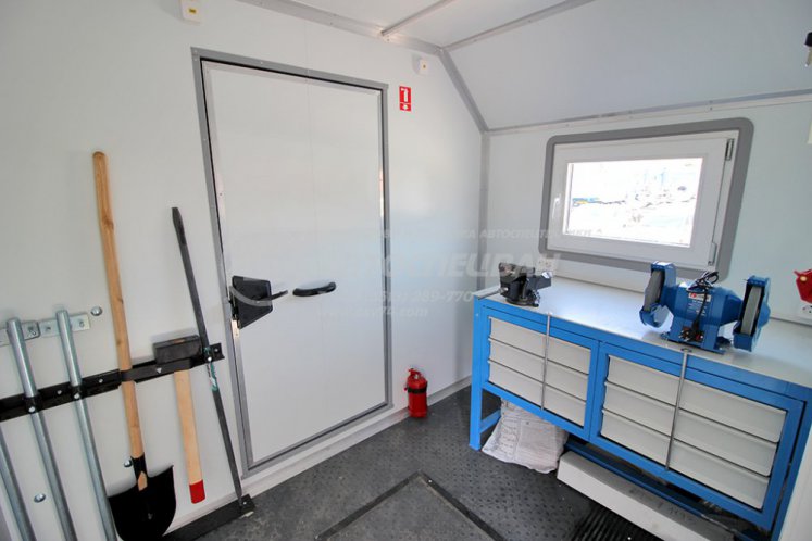 Агрегат ремонта и обслуживания качалок АРОК КАМАЗ 43118 с КМУ ИМ-100 7