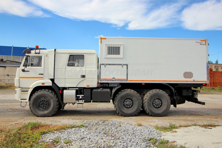 Автомобиль для перевозки взрывчатых веществ (EX/III). КамАЗ 43118-50 Двухрядная кабина 3