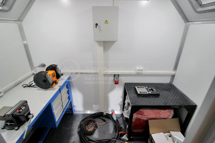 Агрегат ремонта и обслуживания качалок АРОК КамАЗ 43502-3036-66 с КМУ ИМ-20 4