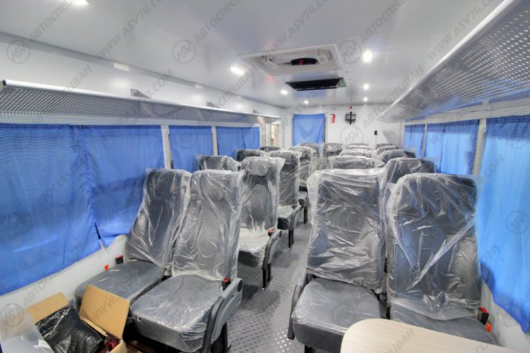 Вахтовый автобуc КАМАЗ 43118-3017-50, 22 места LUXE 5