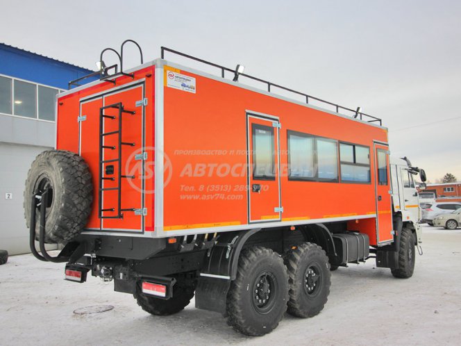Вахтовый автобус Камаз 43118-3012-48, 20 мест с грузовым отсеком 1