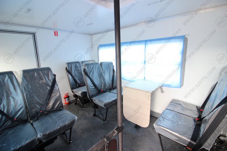 Вахтовый автобус с грузовым отсеком, Урал 4320-1912-60Е5, 8 мест 6