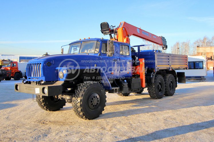 Бортовой автомобиль Урал 4320-1982-60 (сдвоенная кабина) с КМУ HANGIL 976 2