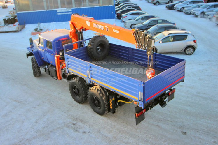 Бортовой автомобиль Урал 4320-1982-60 (сдвоенная кабина) с КМУ HANGIL 976 7