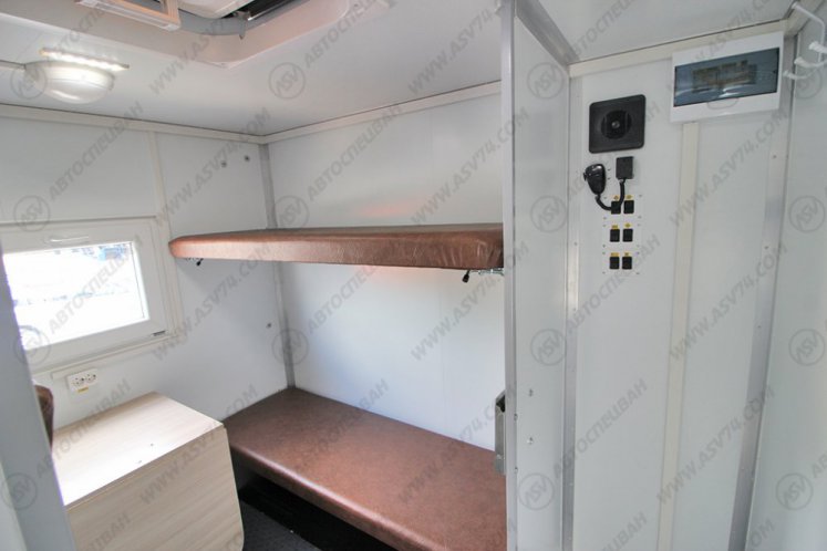 Транспортно-бытовой автомобиль ТБМ МАЗ 6317F9-568-031 с КМУ ИМ-25 7