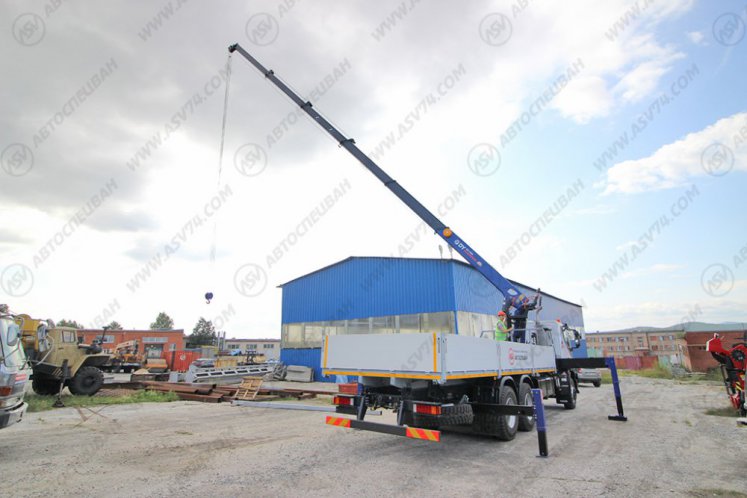 Бортовой автомобиль IVECO-AMT 633943 с КМУ DONGYANG SS1956 2