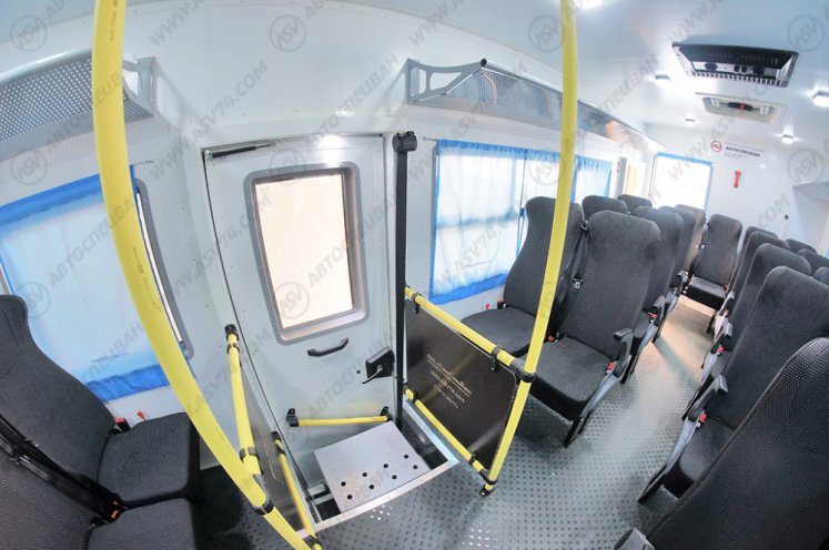 Вахтовый автобус Iveco Cargo MLL150E28WS со спальником, 22 места 8