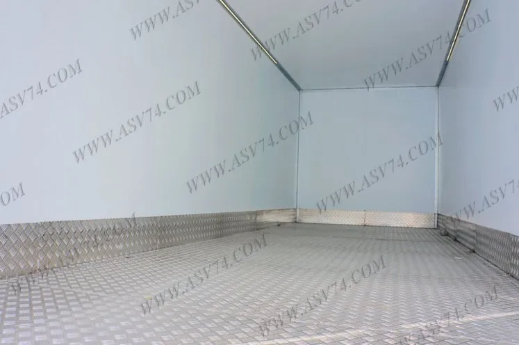 Изотермический фургон Урал-NEXT 4320-6952-72(Е5)Г38 3