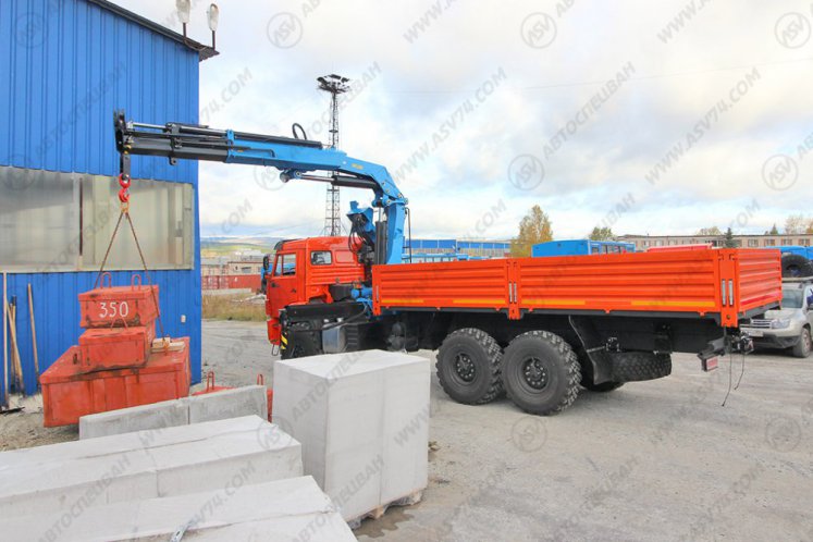 Бортовой КАМАЗ 43118-3027-50 с КМУ ИМ-240 с люлькой для подъема людей 4
