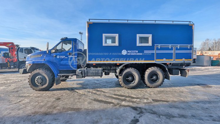 Транспортно-бытовой автомобиль Урал NEXT 1