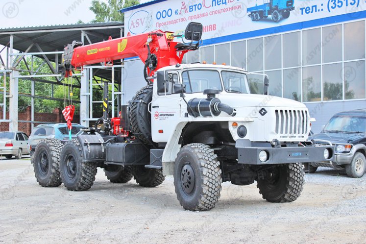 Седельный тягач Урал 4320 с КМУ IT-150 (тросовый) 1