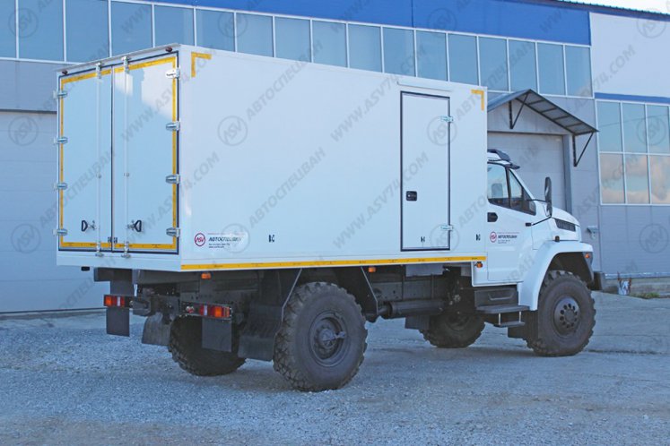Изотермический фургон на шасси Урал NEXT 43206-6151-71 1