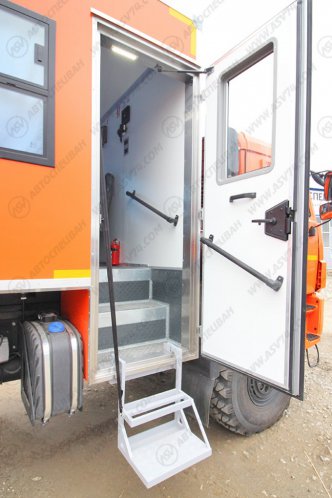 Вахтовый автобус КАМАЗ 43118-3011-50, 20 мест 10