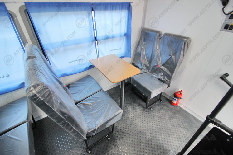Вахтовый автобус КАМАЗ 43118-3011-50, 20 мест 13