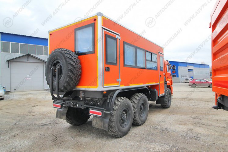 Вахтовый автобус КАМАЗ 43118-3011-50, 20 мест 2