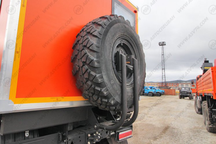 Вахтовый автобус КАМАЗ 43118-3011-50, 20 мест 6