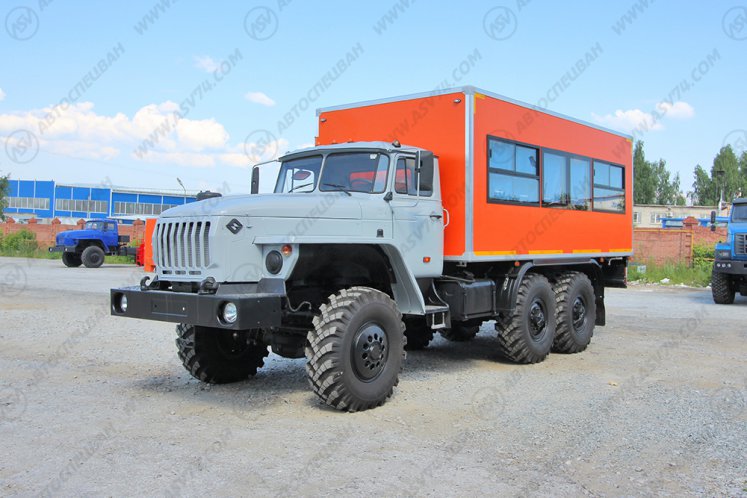 Вахтовый автобус УРАЛ 4320-1112-61Е5, 20 мест 1
