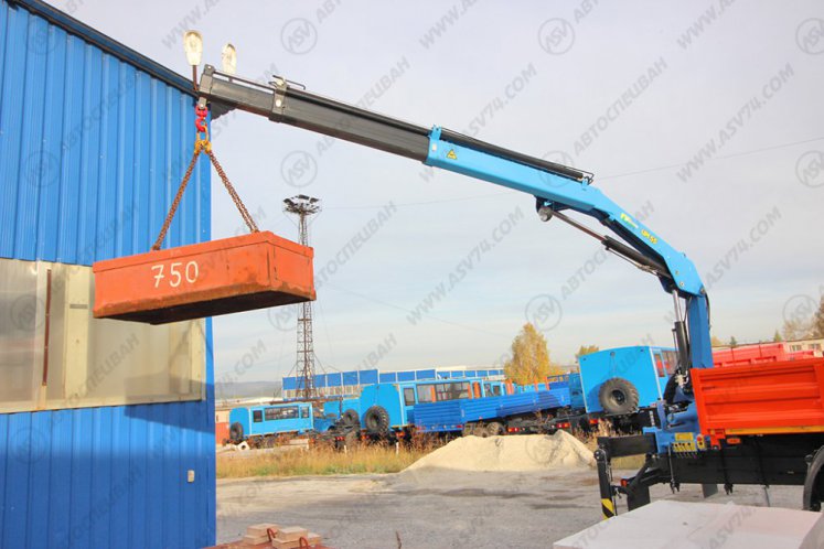 Вахтовый автобус с грузовой платформой и КМУ, Урал 4320-6952-72 NEXT, 12 мест 7