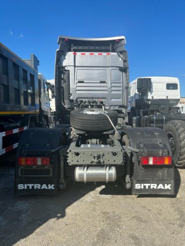 Тягач SITRAK C7H 4х2 ZZ4186V391HE 1