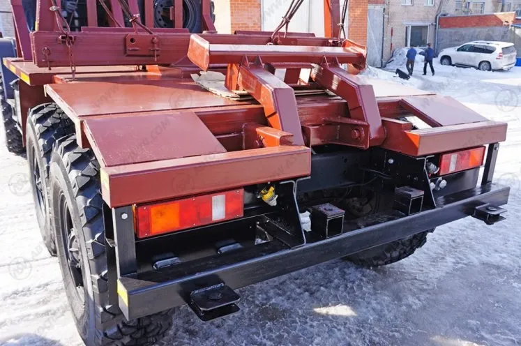 Лесовоз Урал М 5557-60 без ГМ 3