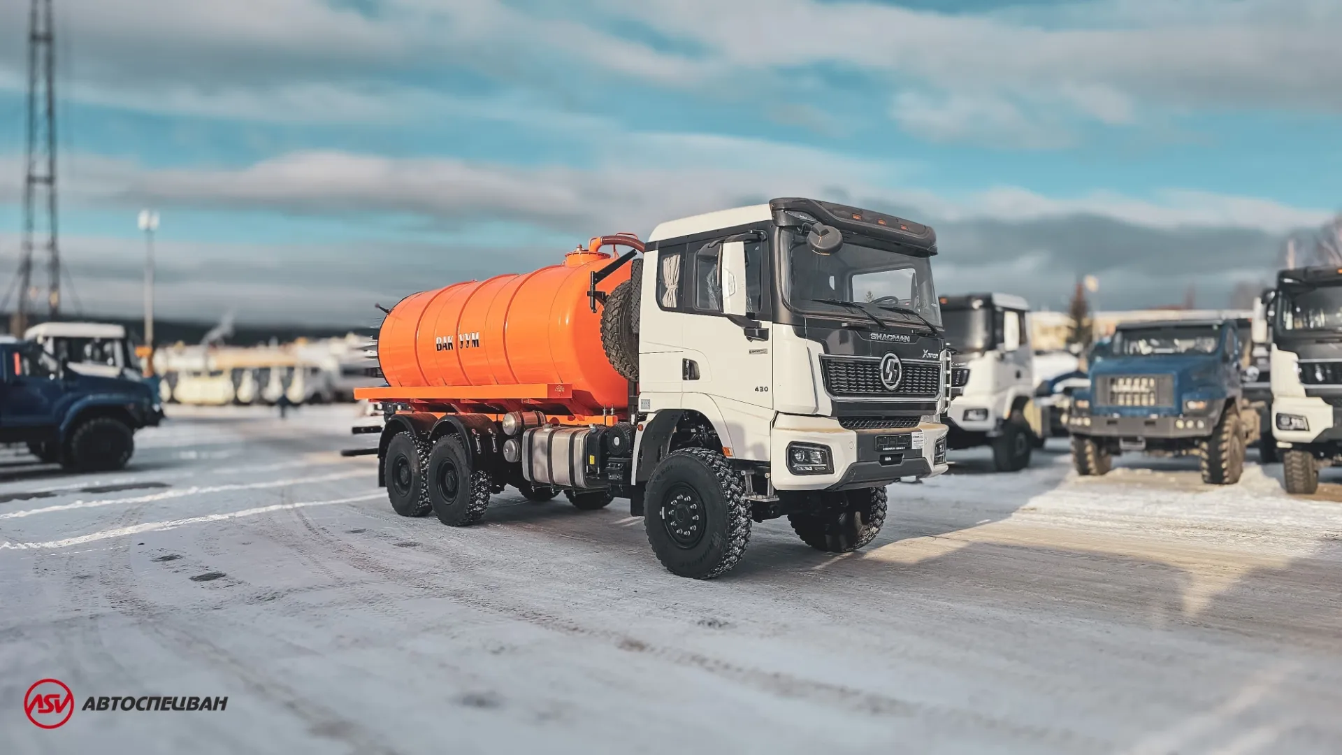 Автоцистерна вакуумная МВ-15 на шасси SHACMAN SX32586V385 6Х6 0