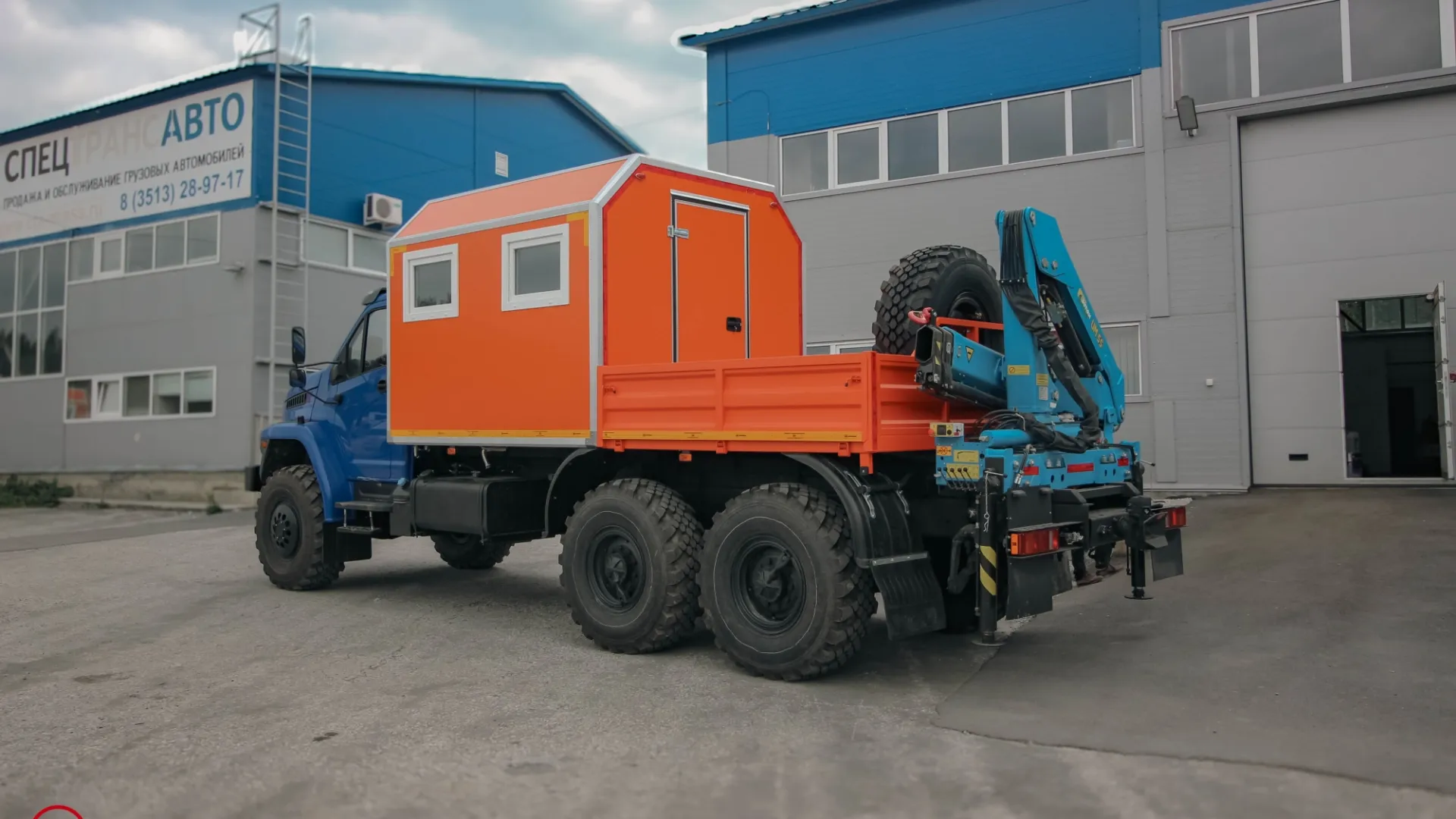 Агрегат для ремонта и обслуживания качалок АРОК УРАЛ NEXT 4320-6952-72(Е5) с КМУ ИМ-55 2