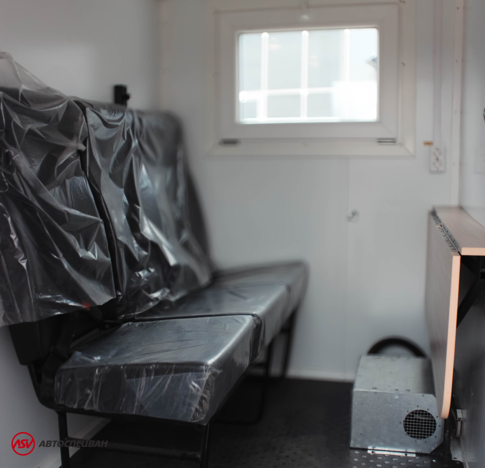 Агрегат наземного ремонта водоводов АНРВ КамАЗ 43118-3027-50 с КМУ ИМ-25 6