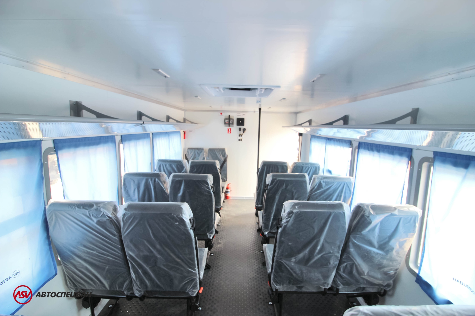 Вахтовый автобус КАМАЗ 43502-3036-66, 20 мест 7