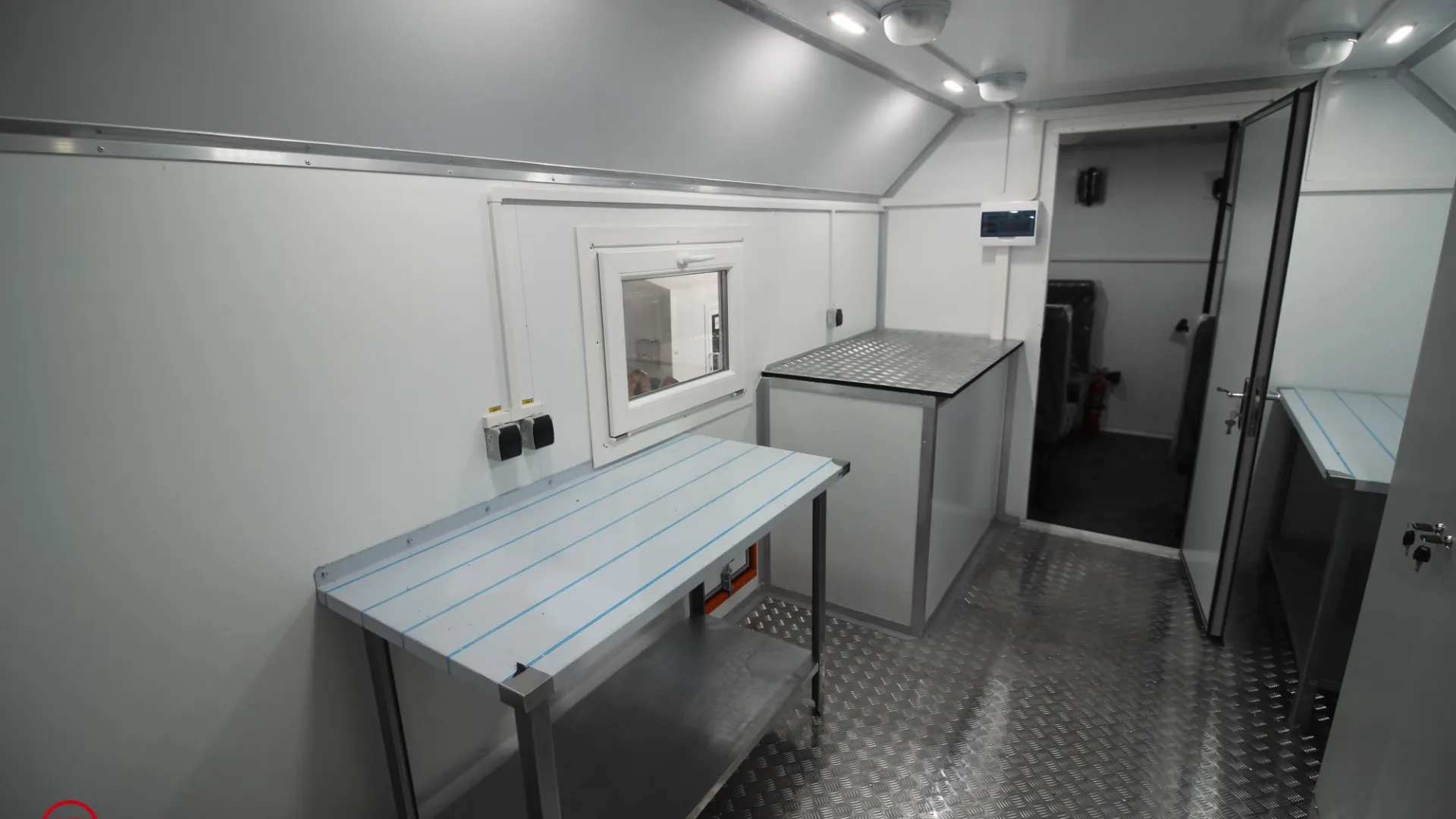 Передвижная мастерская ПАРМ АСВ 7722G4 Урал-NEXT4320-6952-72(Е5)Г38 с отсеком для перевозки людей 11