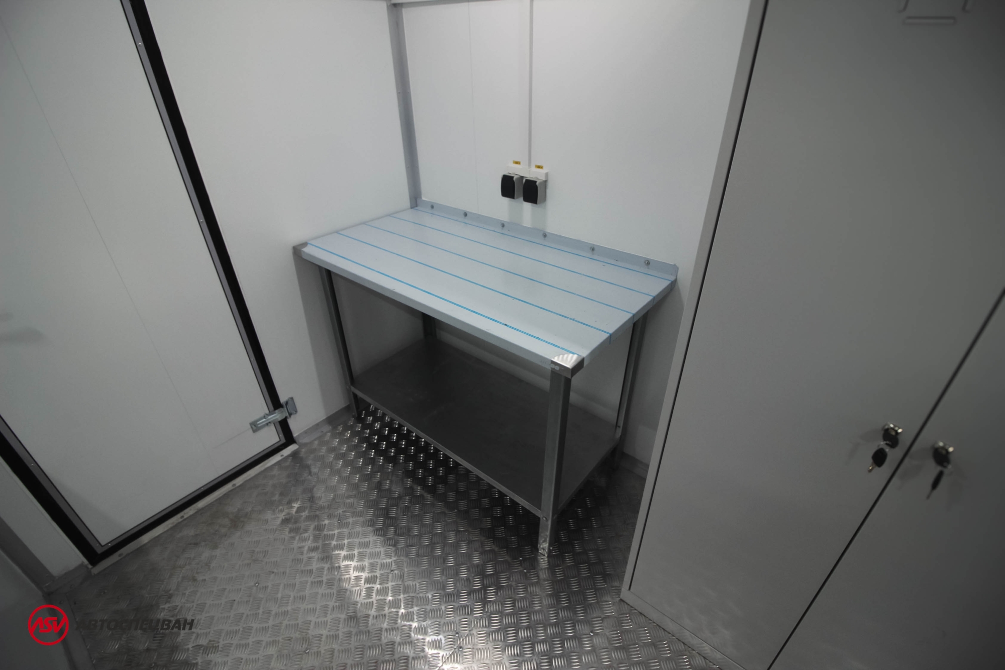 Передвижная мастерская ПАРМ АСВ 7722G4 Урал-NEXT4320-6952-72(Е5)Г38 с отсеком для перевозки людей 12