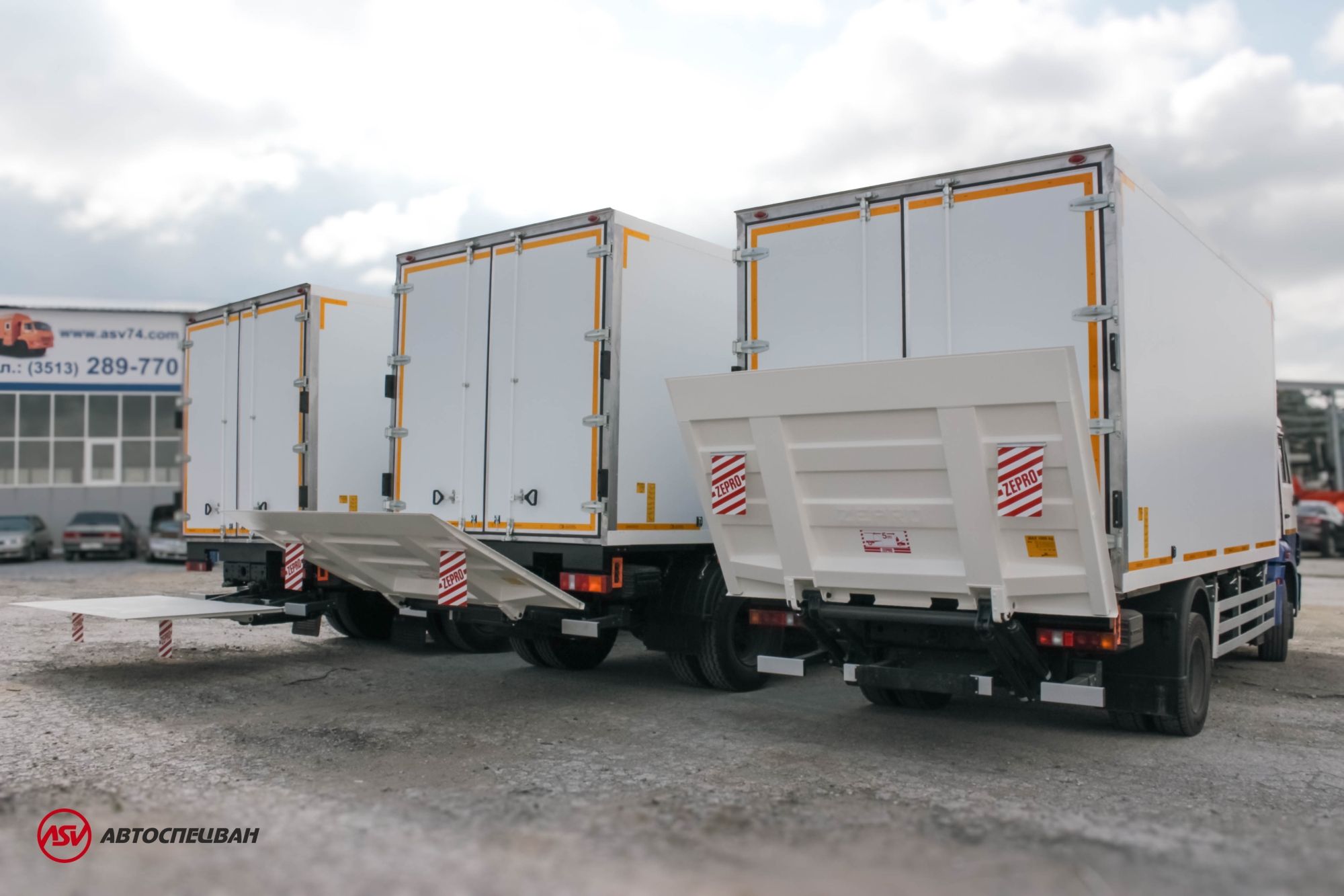 Изотермический фургон КамАЗ 65115-3094-19 с ХОУ и гидробортом 4