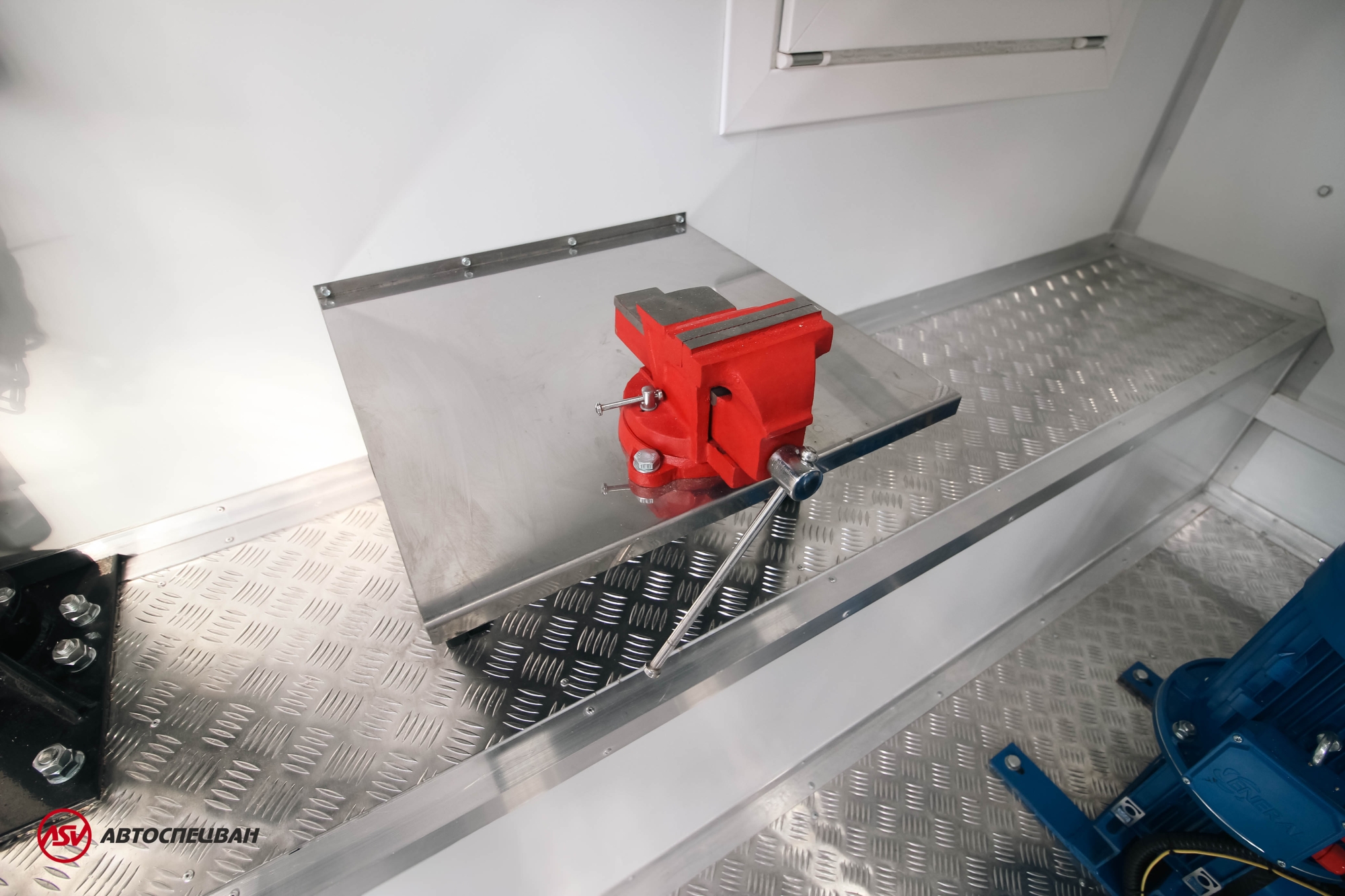 Лаборатория исследований скважин (АИС) Урал NEXT 4320-6952-72 5