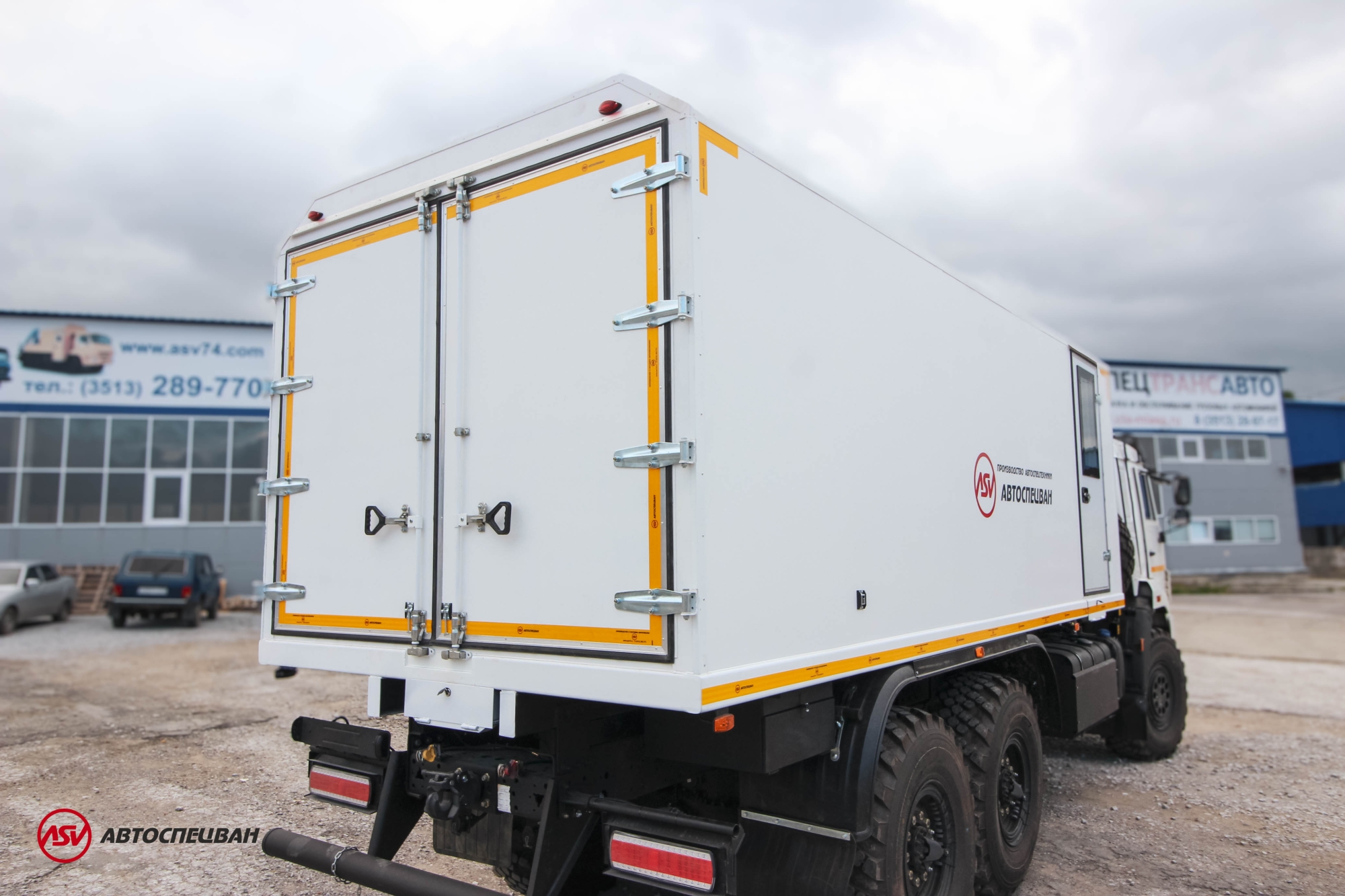 Автомобиль для взрывчатых веществ КамАЗ-43118-3027-50 14